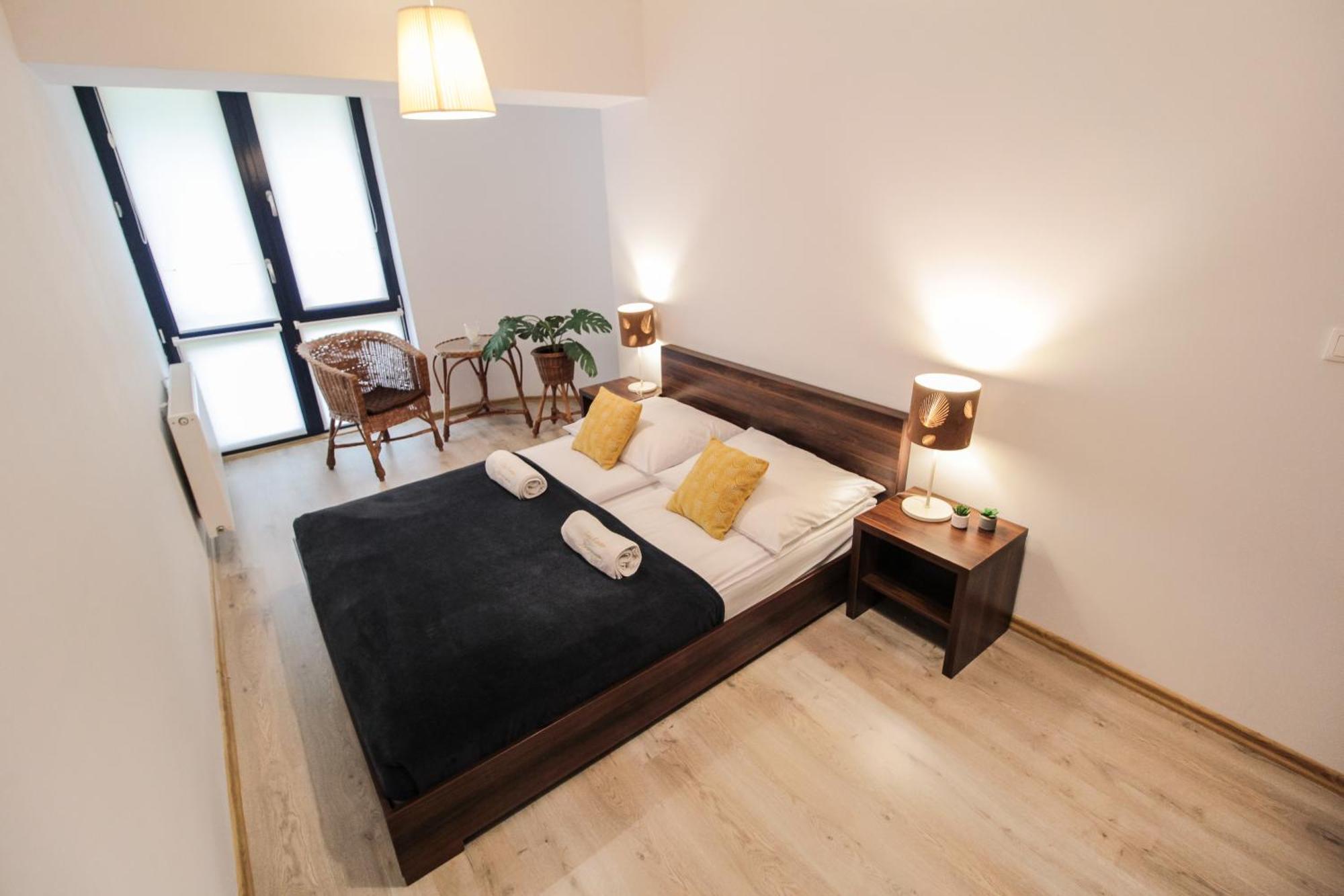 Aparthotel City Center Apartments กรินีซา ดรอยจ์ ภายนอก รูปภาพ